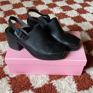 Intentionally Blank Honcho Clog